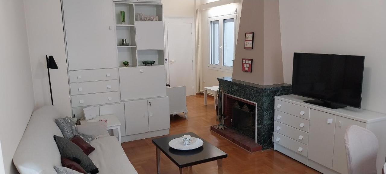 Classy Apt. Sokratous
